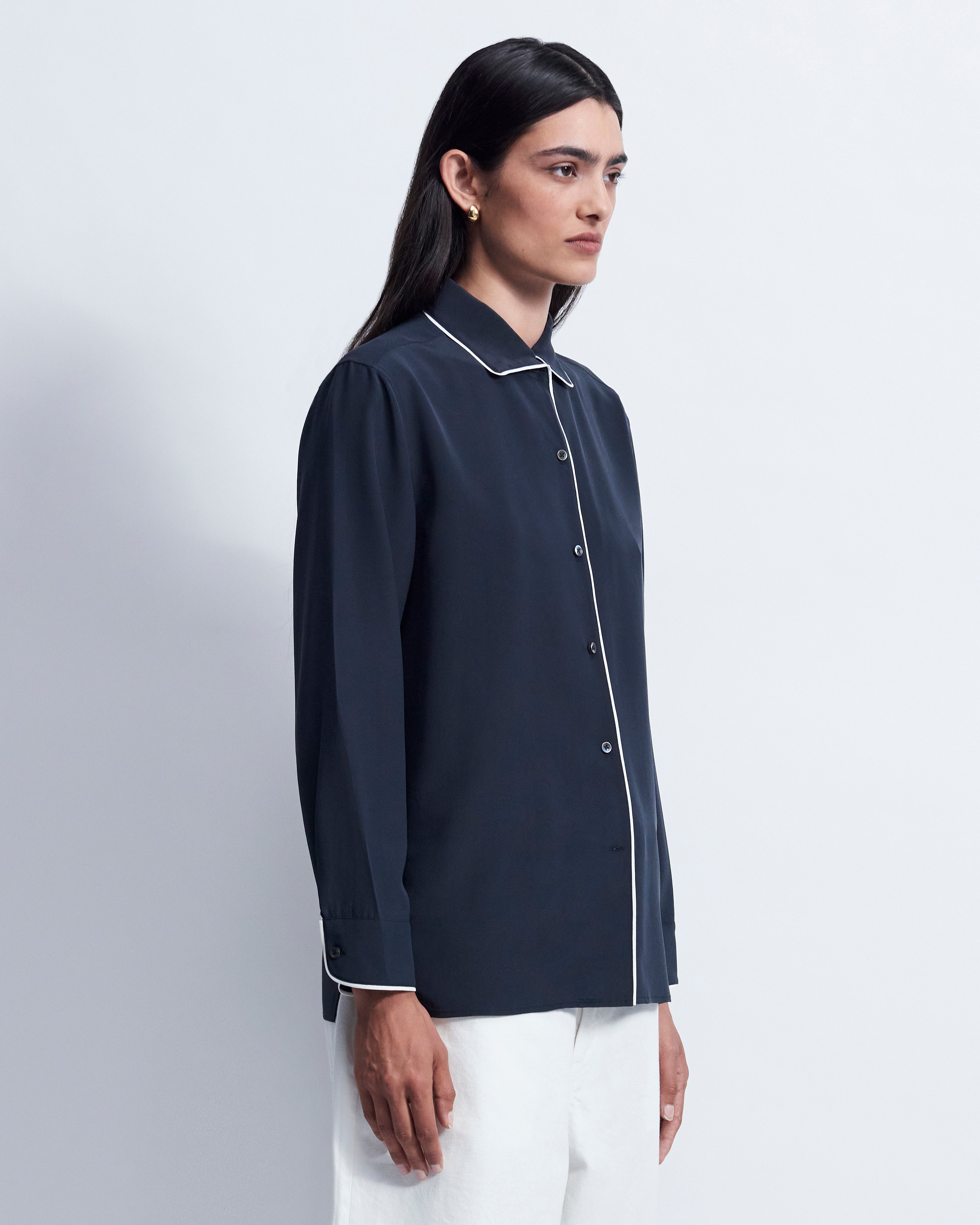 Capri - Silk Crepe de Chine in Midnight Navy / Ivory - view 3