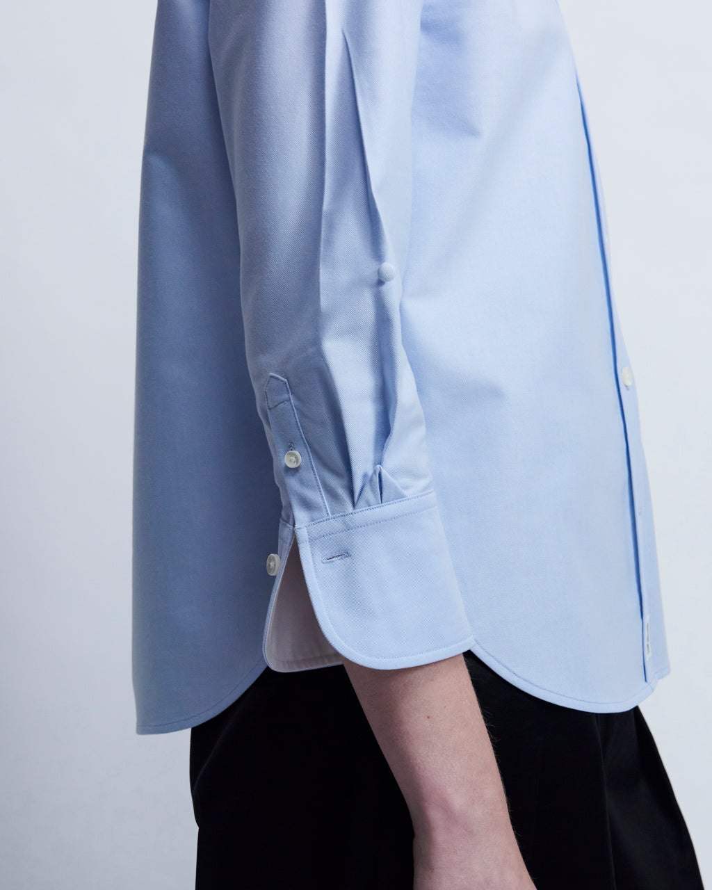 Binx - High Twist Oxford in Light Blue - view 6