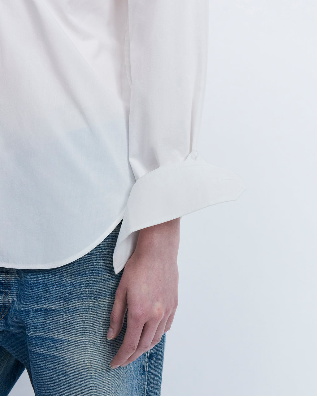 Maria - Breeze Technical Poplin in Porcelain White - view 6
