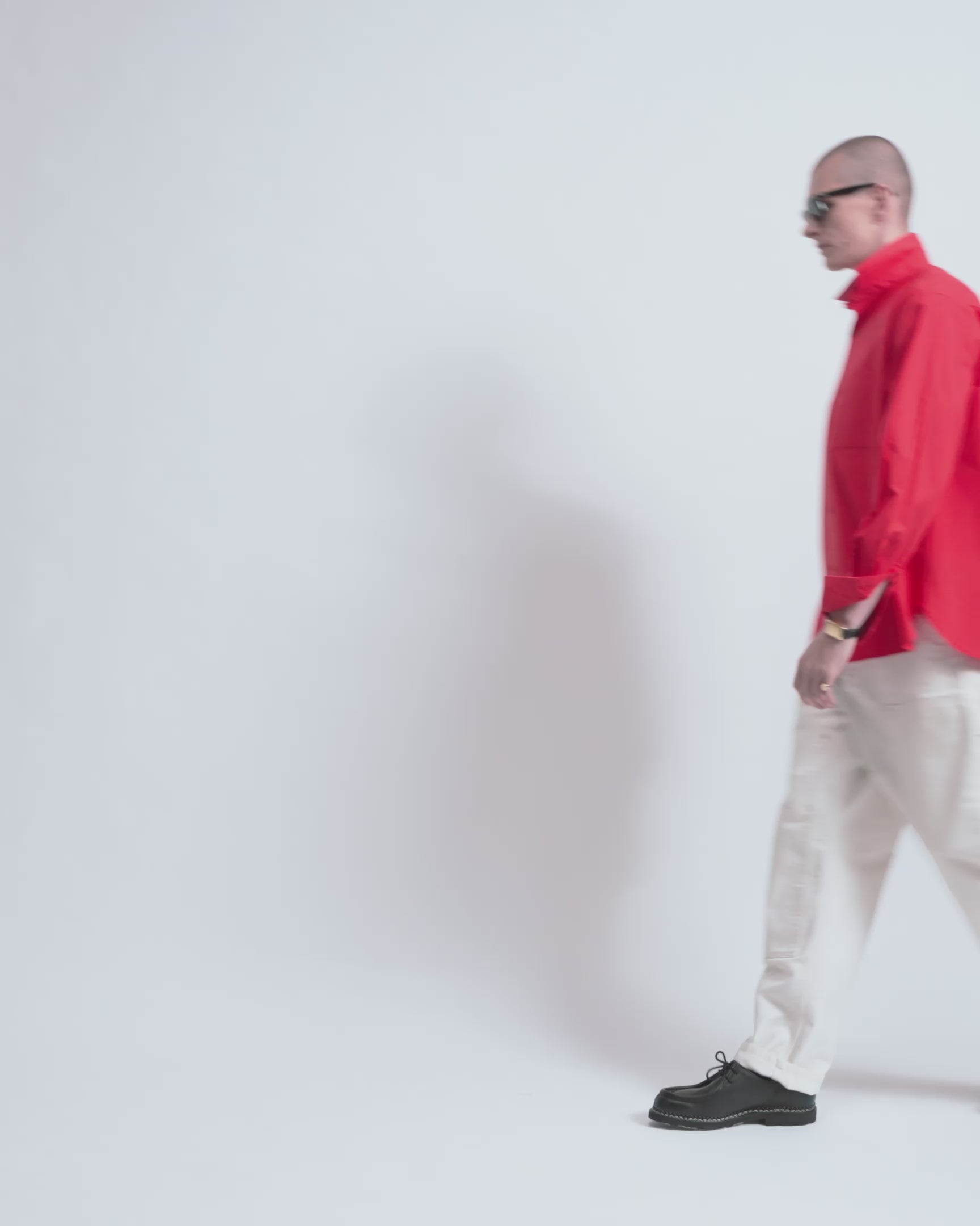 Walter - Cotton Broadcloth in Cherry Red - video