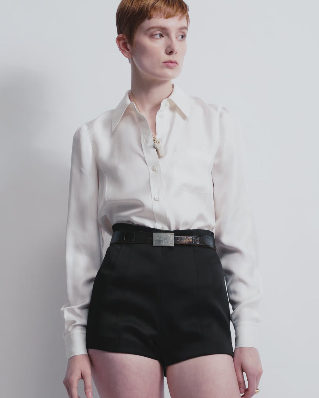 Laura - Silk Twill in Vanilla - video