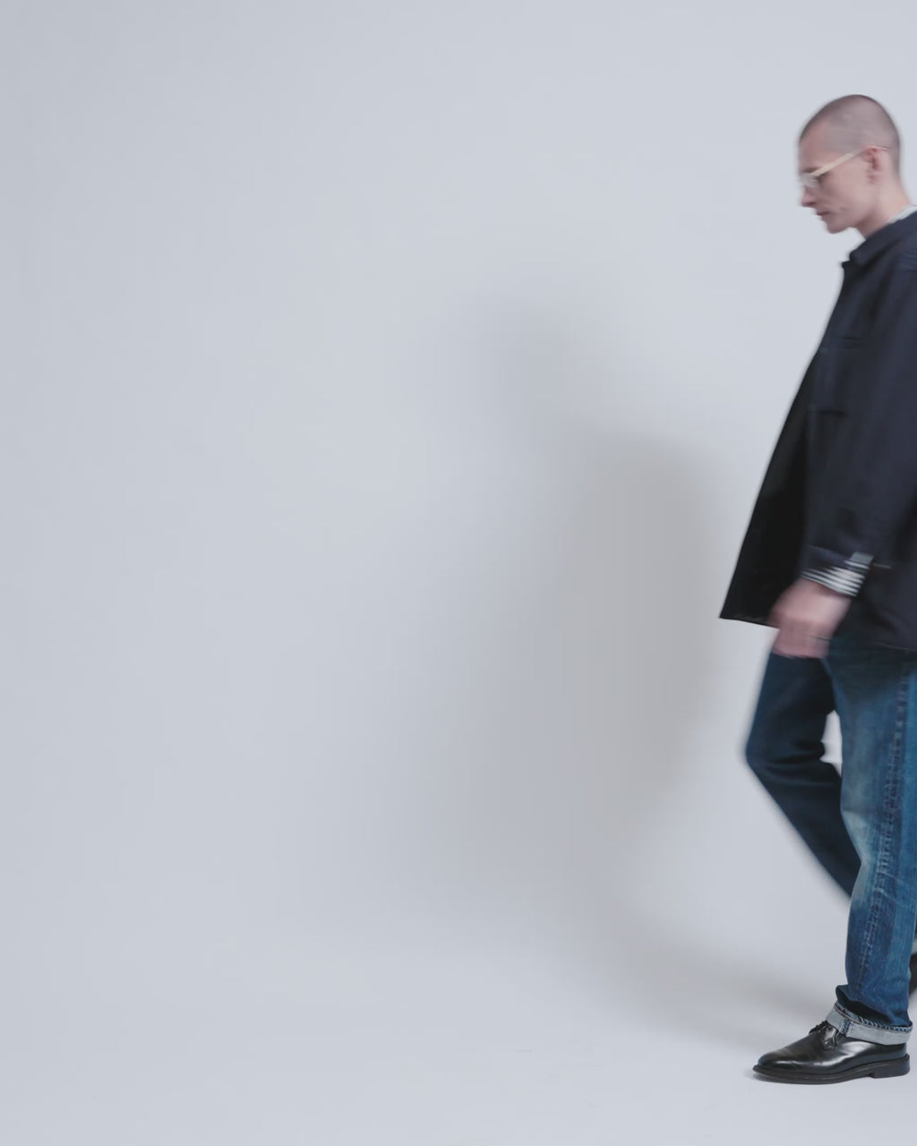 Johnson - Technical Wool Gabardine in Navy stripe - video