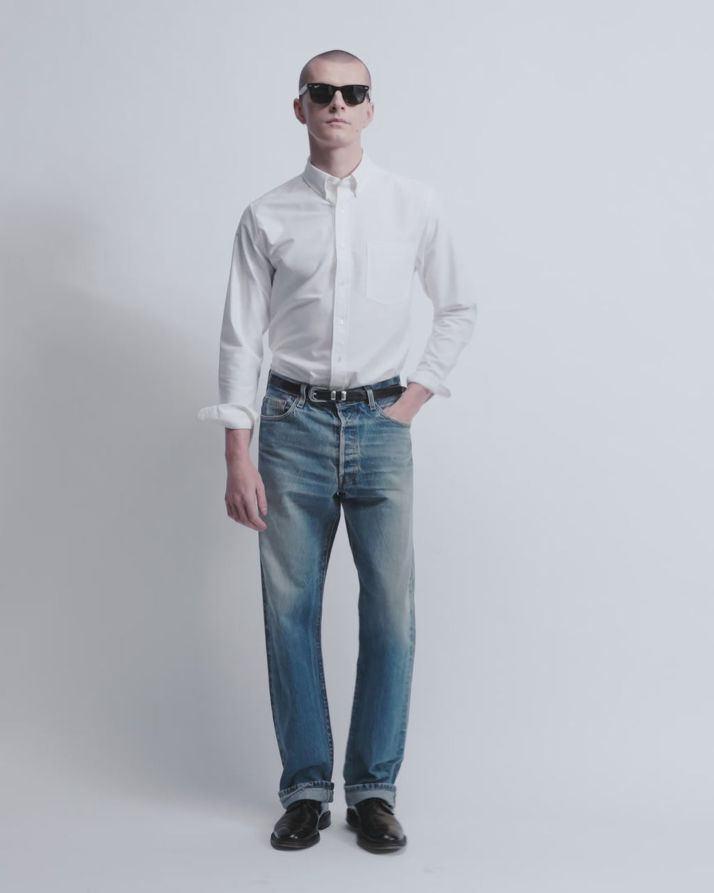 Spencer - High Twist Oxford in Optic White - video