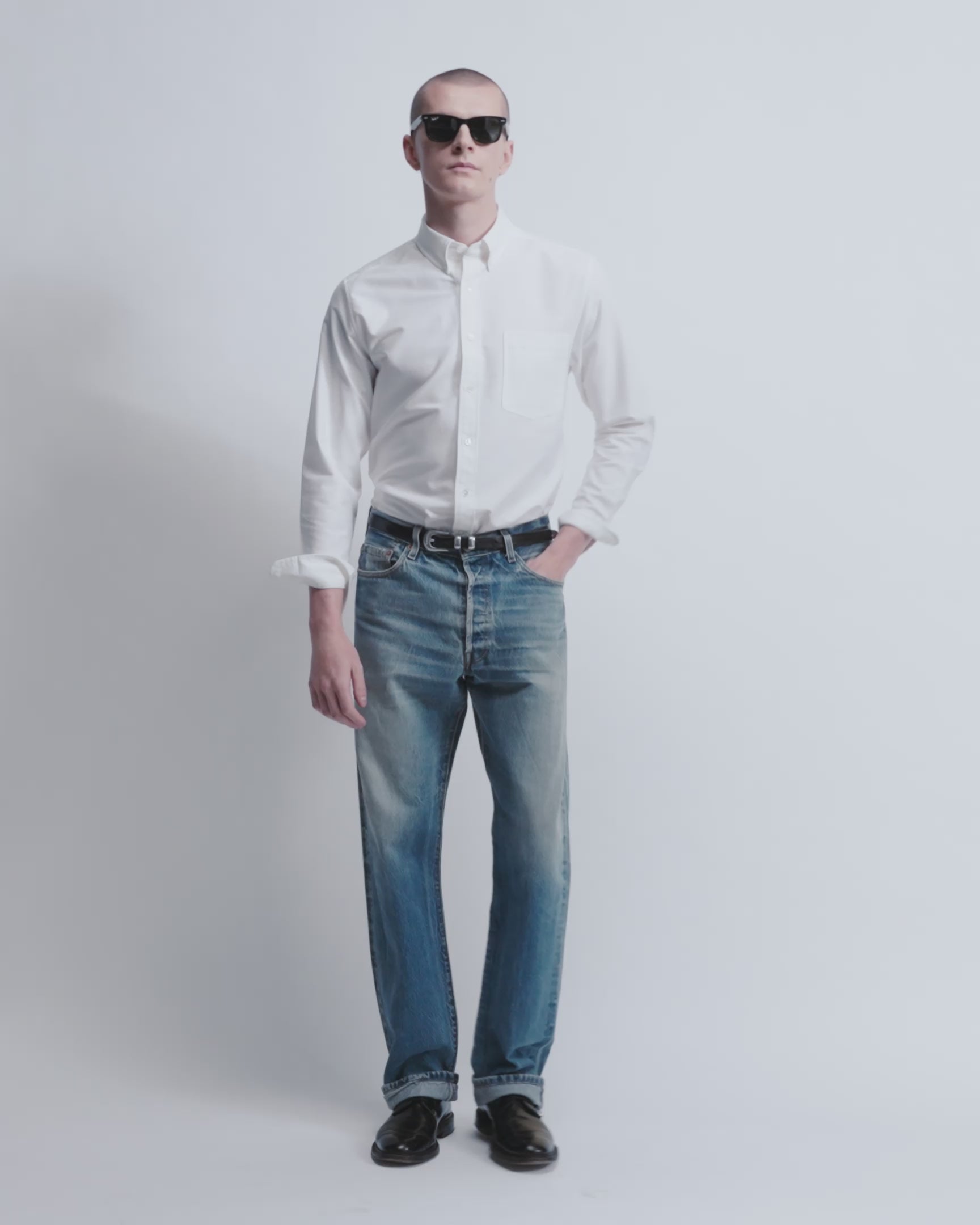 Spencer - High Twist Oxford in Optic White - video